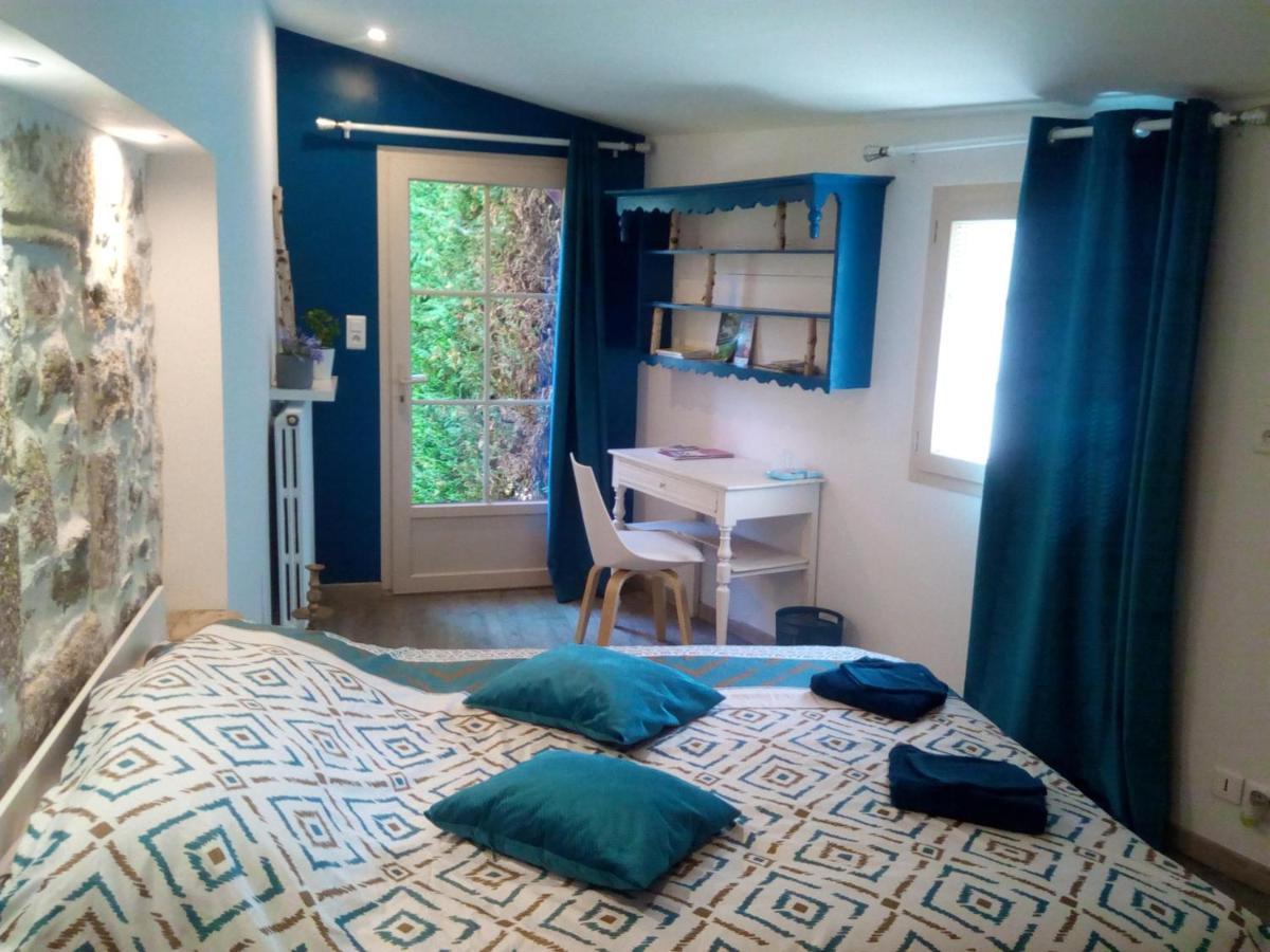 Le Champ-Saint-Pere Mas Des Vignes Piscine Chauffee Bed & Breakfast エクステリア 写真