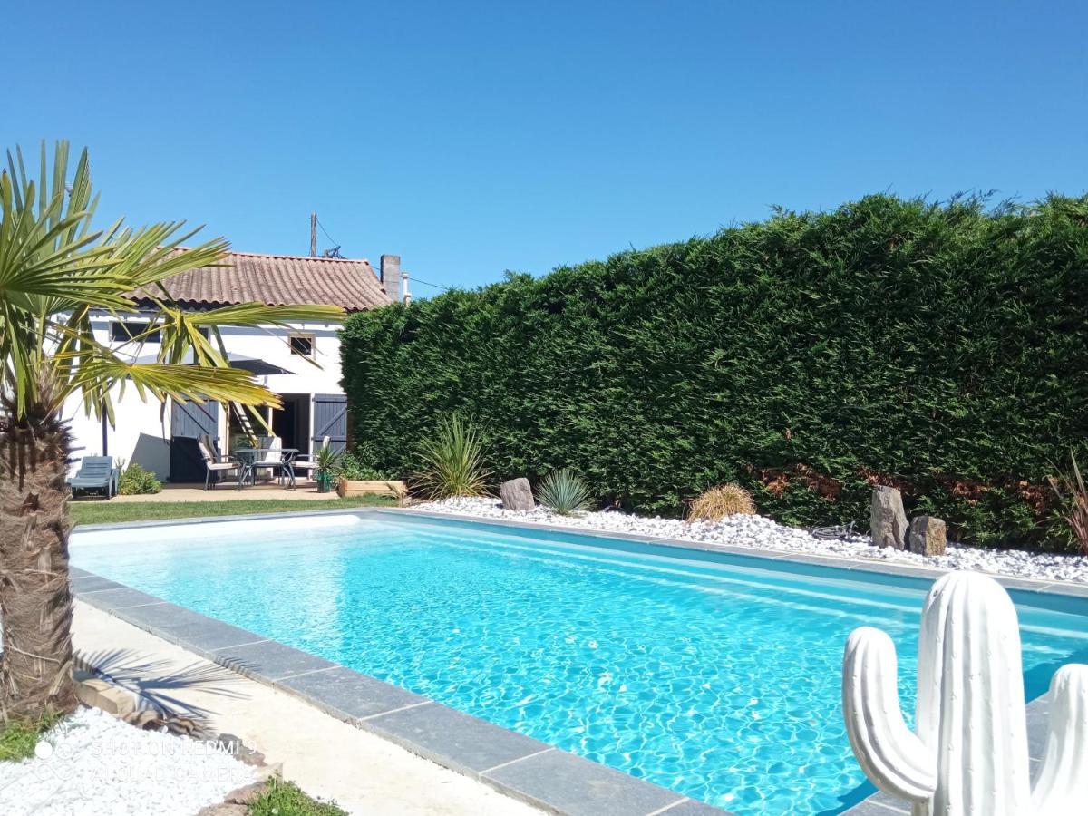 Le Champ-Saint-Pere Mas Des Vignes Piscine Chauffee Bed & Breakfast エクステリア 写真
